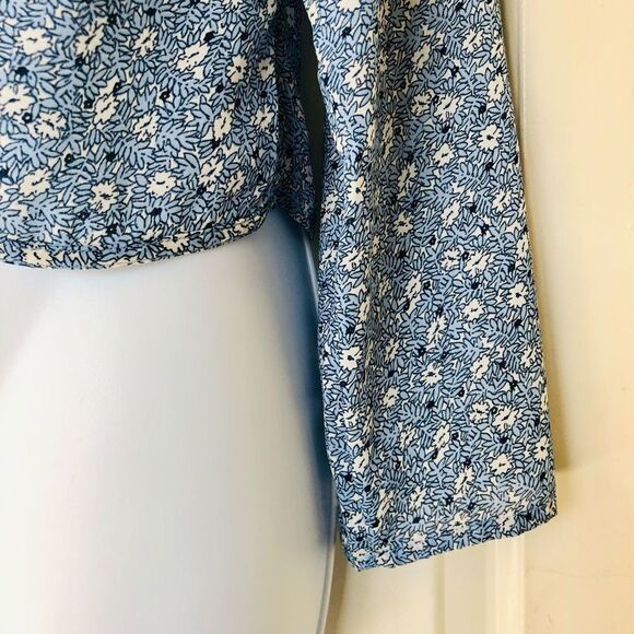 Abercrombie & Fitch Blue V-Neck Ruffle Tie Blouse - Picture 5 of 7